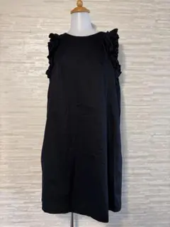 新品タグ付STELLA ステラ袖プリーツ フリル トップス ブラックトーン 