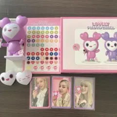 TWICE LOVELY プラモデル　モモ、ミナ、ジヒョトレカ付き