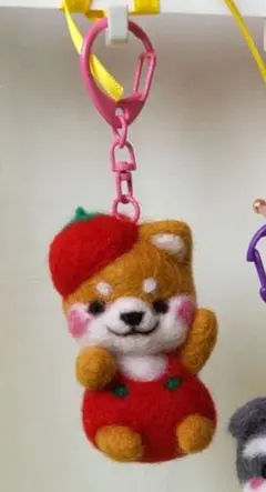 羊毛フエルト 柴犬 キーホルダー トマトちゃん