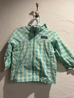 patagonia フード付きジャケット 6-12M