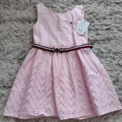 『新品』Tommy Hilfiger ピンク刺繍ワンピース 90cm