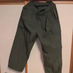カーゴ　パンツ グリーン　ワイド　バルーンのサムネイル