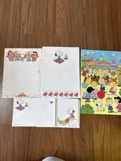 和柄　スヌーピー便箋　封筒セットとレポートパッド