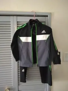 訳あり★adidasアディダス★キッズジャージセット上下スポーツウエア120cm