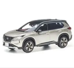NISSAN X-TRAIL 1/43 ミニカー　エクストレイル blondeのサムネイル