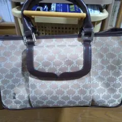 未使用品　ロベルタ　ハンドバッグ