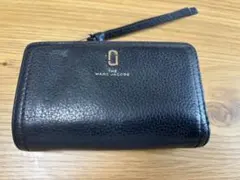 MARC JACOBS ブラック二つ折り財布