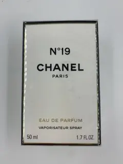 シャネルN°19