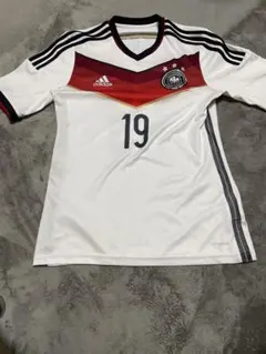 7WE740 adidasドイツ代表 MÜLLER 13 シャツ ホーム 7WE740 adidasドイツ代表 MÜLLER 13 シャツ ホーム - メルカリ