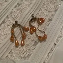 アネモネ　揺れる　オレンジ系パール フリンジ　パールピアス