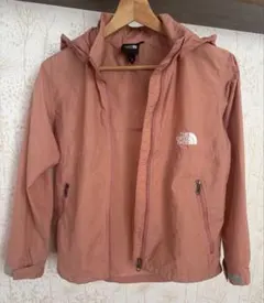 THE NORTH FACE ジャケット　140 ピンク 美品のサムネイル