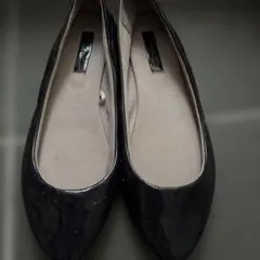 ZARA Flat Shoes ネイビーのサムネイル