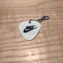 NIKE CONCEPTS キーホルダー ピック型