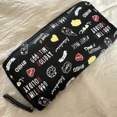 匿名配送¨̮⃝未使用 カラフルプリント 長財布