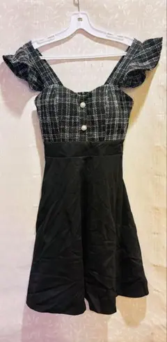 dAZZY フリル袖 Aラインドレス Lサイズ ブラック