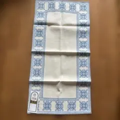 ハンガリー カロチャ刺繍 テーブルランナー 花柄 - メルカリ
