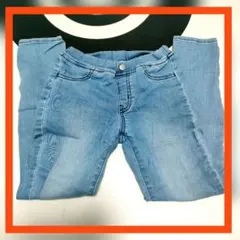 GU キッズ　スキニーパンツ　スキニー　ブルー　デニム風　男女兼用　。