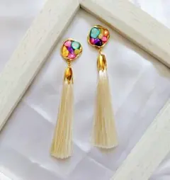 さざれ石×タッセルピアス b　ハンドメイドピアス