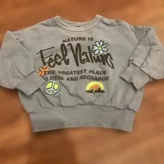 90 グレーの自然テーマトレーナー