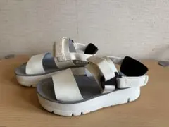 Item thumbnail for item 5b8de619-2e12-49b5-837b-a7fd5414b338