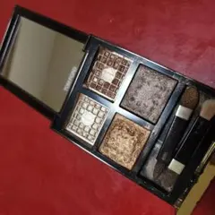 TOM FORD アイカラークォード 04A　サスピション