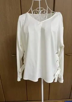 美品✨PINKY&DIANNE ギャザースリーブブラウス 白 38 - メルカリ