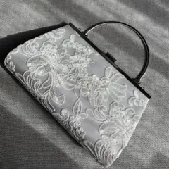 niana 2way刺繍デザインハンドバッグ　パーティーバッグ　シルバー