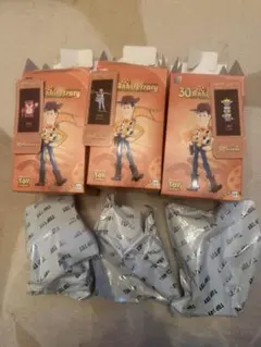 トイ・ストーリー 30周年記念フィギュア 3体セット