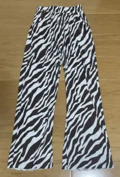 SHEIN ゼブラ柄 カジュアルパンツのサムネイル