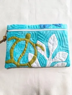 ハワイアンキルト　ファスナーポーチ　フラット