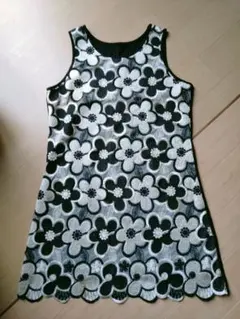 coral レースのラメ入り花柄刺繍ノースリーブチュニックのサムネイル