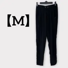 ラスト❣️黒　ブラック　カジュアルパンツ【M】　ボトムス　パンツ　レディース