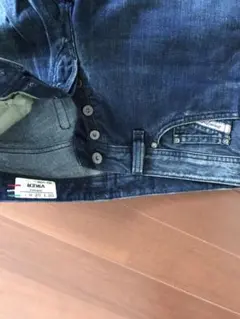 期間限定値下げ ディーゼル ストレートデニム size W29 L30 美品