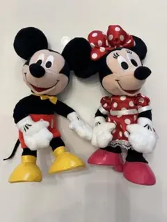 ディズニー　ミッキー　ミニー　ぬいぐるみバッジ