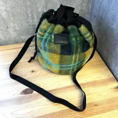 Item thumbnail for item 8de78bf7-7e18-4d61-9c7c-128ce257f5ca