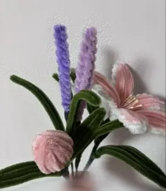 モールフラワー　ラベンダー　ユリ　つぼみ