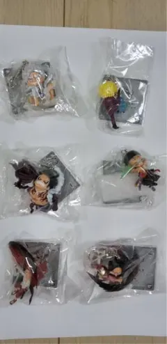 ワンピース　フィギュアキーホルダー