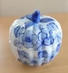 Item thumbnail for item 82524372-1691-4cc1-b02f-67054d1bdbbd