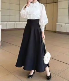 黒フレアロングスカートのサムネイル