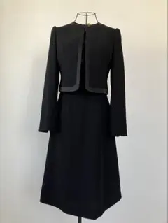 ブラックフォーマル　セットアップ