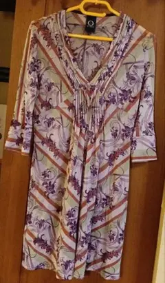 OZZONESTE 花柄 七分袖 カットソーのサムネイル