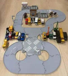 トミカ ミニカー 道路パーツ 大量セットのサムネイル