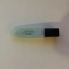 値下げ　CHANEL イドゥラ　ビューティー　マイクロ　リップ　セラム