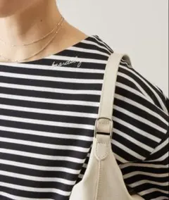 今季新品タグ付　ビアズリー　肩イニシャル刺繍ボーダーチュニック　ワンピ黒白のサムネイル