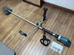 ★Makita36V 充電式草刈機MUR362D ☆Makita36V 充電式草刈機MUR362D - メルカリ