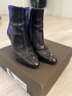 ルイ ヴィトン ピンヒールショートブーツ