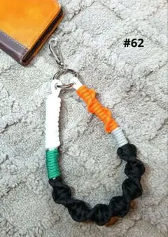 ハンドストラップ☆#62☆アクセサリー☆チャーム☆パラコードhandmade