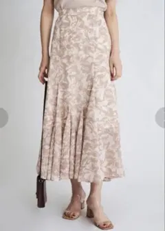 SNIDEL スナイデル ヘムフレアプリントスカート