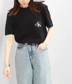 Calvin Klein Jeans ブラック Tシャツ