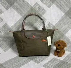 Item thumbnail for item ca92008c-de34-4fb6-821e-23c28b7c17b9